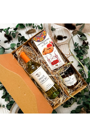 Zestaw prezentowy – Pinot Grigio i figi | Winnica.pl