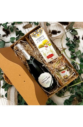 Zestaw prezentowy bezalkoholowy – Musujące wino i pistacje | Winnica.pl