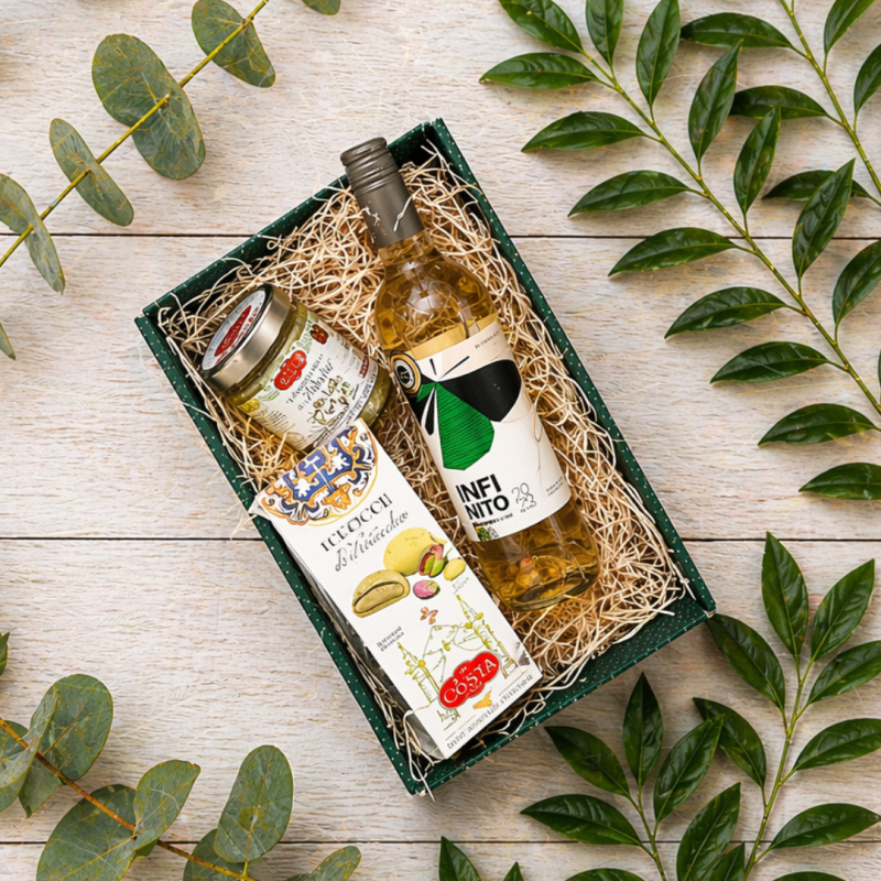 Pistachios & Sauvignon Blanc gift box